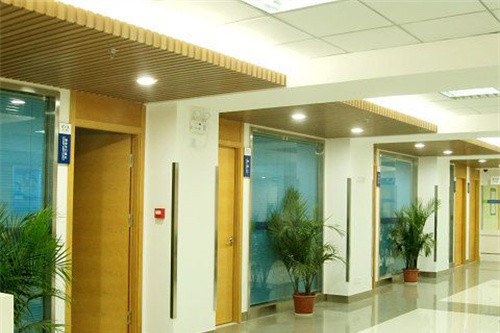 淮北爱尔眼科诊室门口