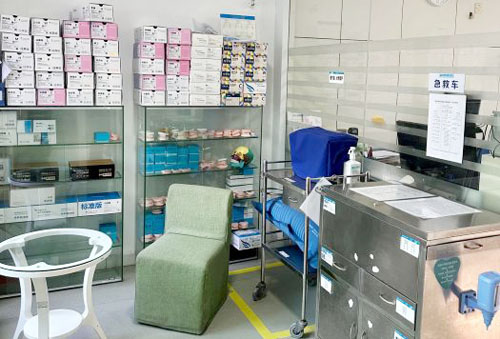 深圳博爱曙光口腔牙齿矫正材料展示