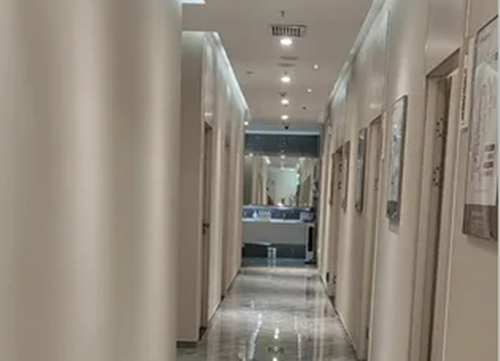 武汉光泽皇后整形走廊图