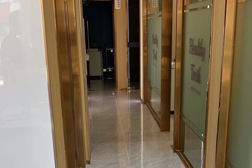 深圳莱悦口腔走廊环境图