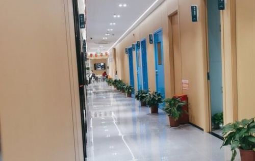 乐莎莎口腔环境示意图