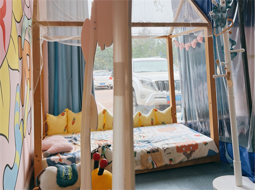 葫芦岛奇遇季口腔诊所休息儿童床