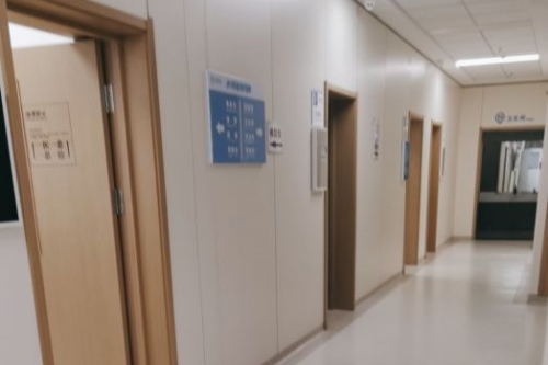 哈尔滨普瑞眼科治疗室