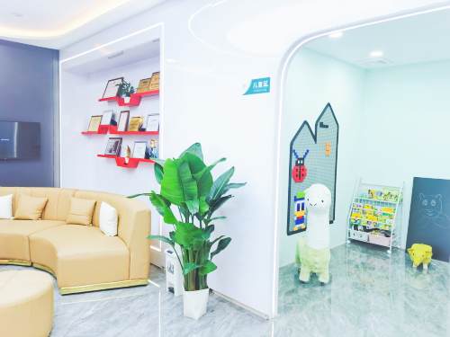 汕头天使口腔龙湖总院环境一角