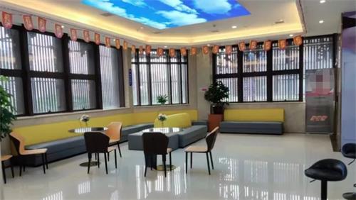 赣州施美尔口腔休息区