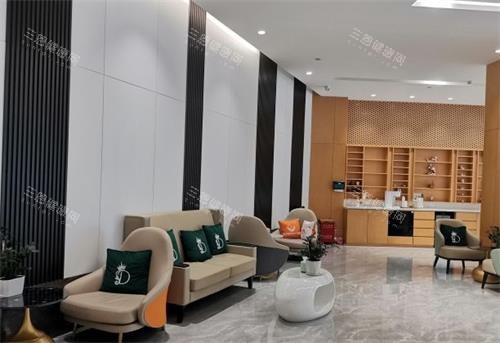 深圳港龙妇产医院休息区