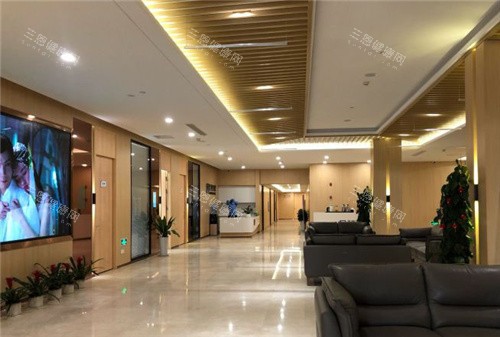 合肥美奥口腔大厅休息区