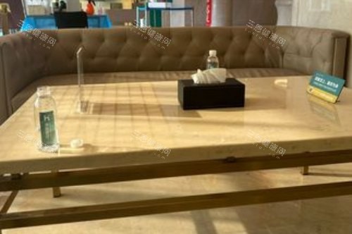 内蒙古呼和浩特华医口腔医院休息区