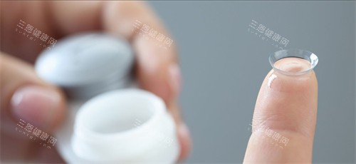 佩戴的角膜塑形镜