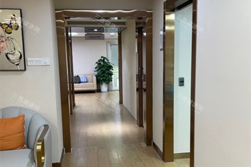 广州美恩整形内部过道环境 广州美恩整形内部过道环境