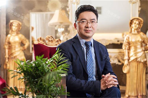 重庆当代整形外科医院王旭明