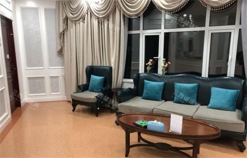 安徽合肥白领安琪儿整形接待区 (2)