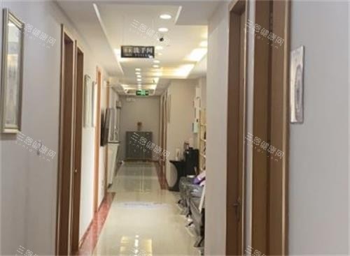 深圳丽港丽格整形楼道区