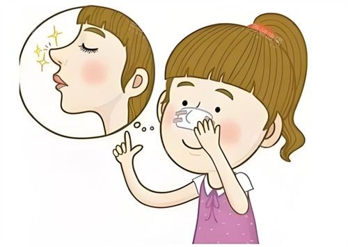 隆鼻修复**图 隆鼻修复**图