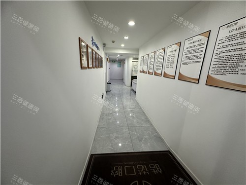 武汉皓诺口腔走廊环境