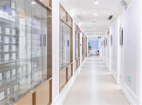 深圳登特口腔走廊