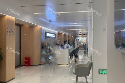 贵阳普瑞眼科医院走廊