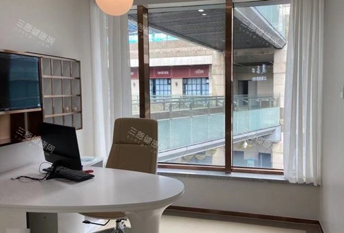 上海美乐口腔面诊室环境示意图