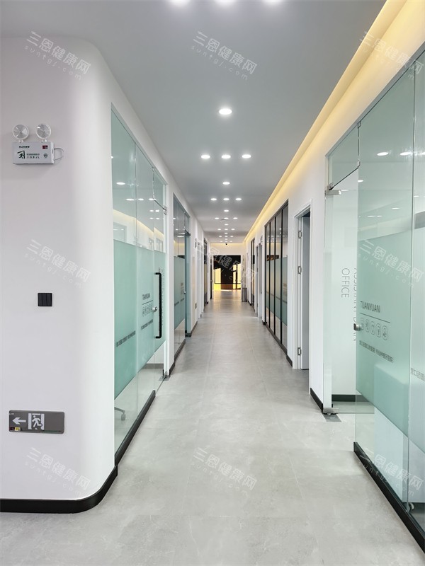 营口团圆口腔走廊环境一角