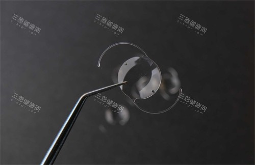 手术中使用的人工晶体