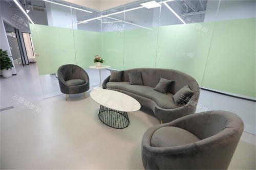 北京普祥眼科休息沙发