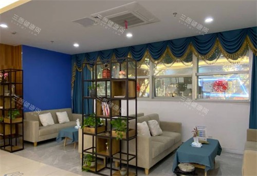 绵阳华厦眼科等候区