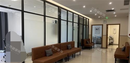 北京朝聚眼科休息区