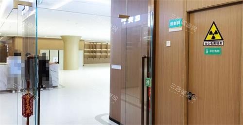 海口博创医院眼科过道