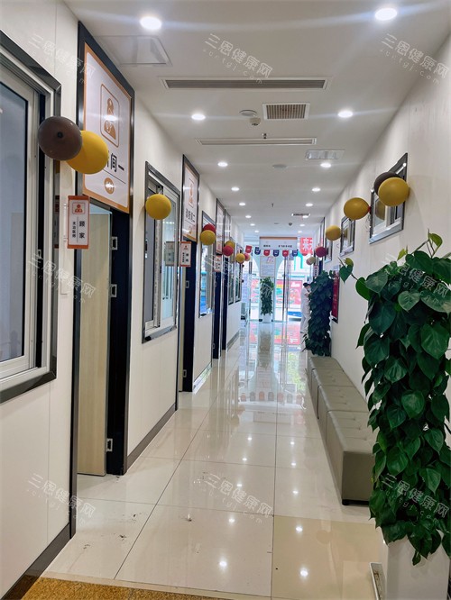 绵阳富临眼科走廊环境
