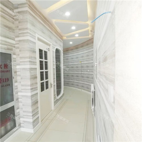 爱嘉口腔会展中心店logo