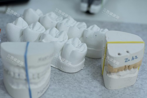 牙齿制作宣传