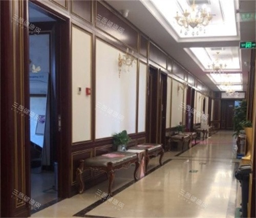 北京京城皮肤医院走廊