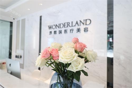 杭州浮想国蒋铮铮轮廓固定怎么样？口碑超赞！经验足&审美在线，波浪脸秒变流畅妈生款，顾客满意度高无黑料！