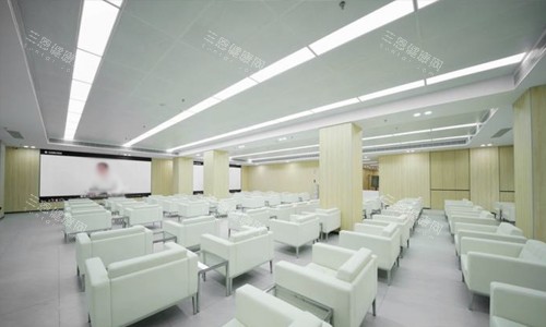 杭州团圆口腔等候区
