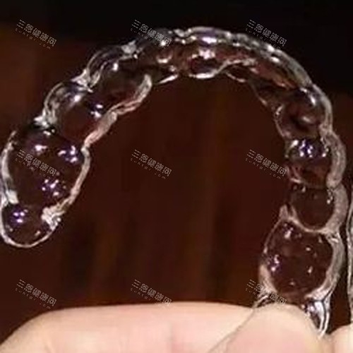 隐形透明牙套图示展示