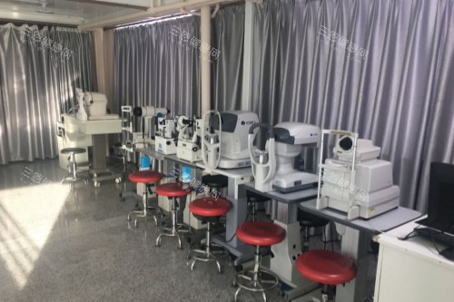 佳木斯爱视眼科医院验光区