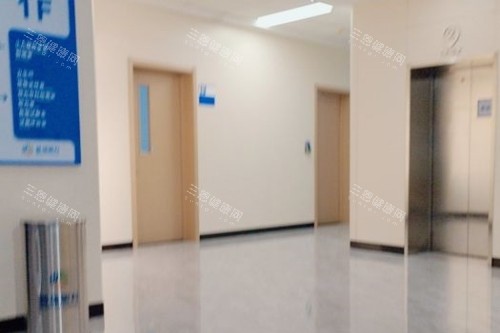哈尔滨普瑞眼科诊室