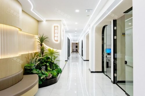 哈尔滨美中口腔门诊儿牙中心