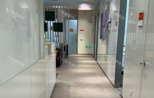 南京美贝尔整形走廊环境图