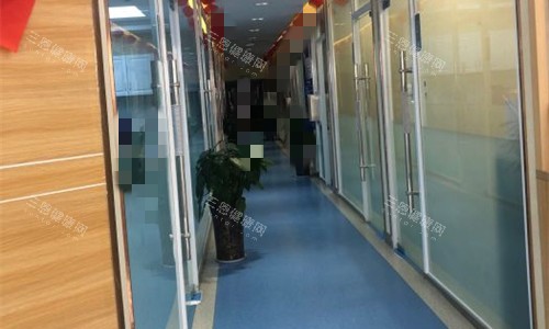 洛阳济仁口腔走廊图