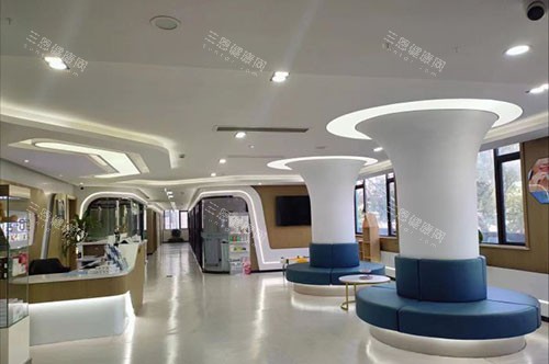 杭州名一口腔大厅环境图