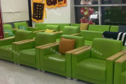 上海中喜慧丽口腔等候区环境