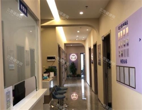 深圳素仁整形过道