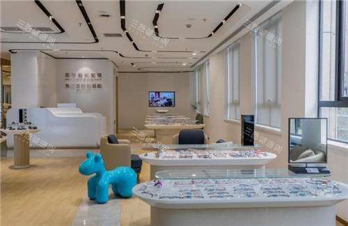 上海新视界东区眼科配镜区照片