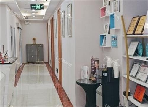 深圳丽港丽格过道区