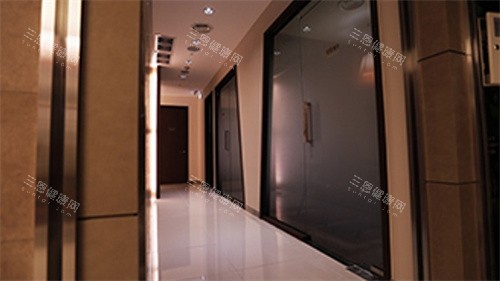 韩国伊美芝整形外科医院走廊
