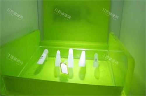 假体隆鼻材料图展示