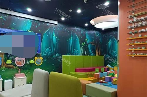 昆明松鼠口腔儿童治疗区