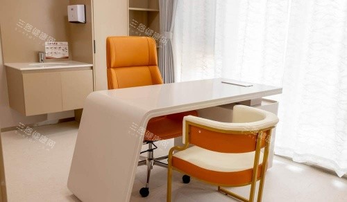 北京友康医院整形科面诊室示意图