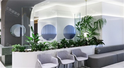 韩国爱她整形外科休息区